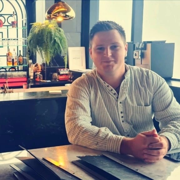 I’m Oskar Wolf, a data scientist, entrepreneur and chef.